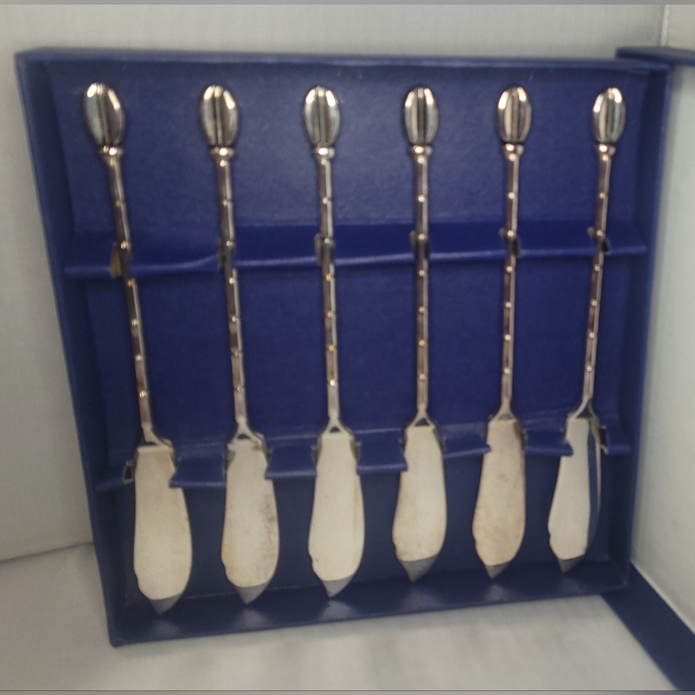 Silea Epns Silver Plate Coffee Bean Butter Knife Set in original box Vintage
